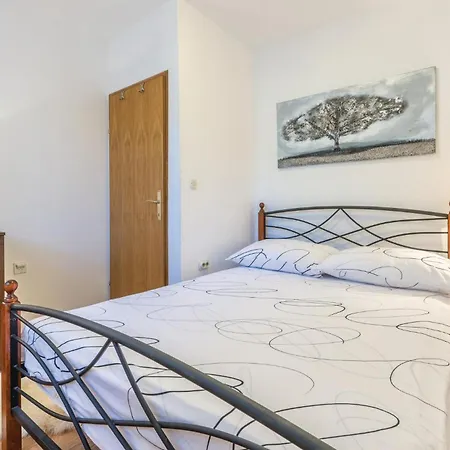 Cozy Home In Vinisce With House Sea View Holiday home Vinisce
